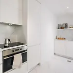 Marley - 1 Bedroom And Parking In Campolide شقة *