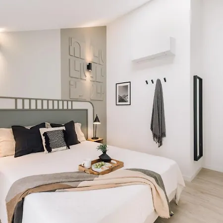 Marley - 1 Bedroom And Parking In Campolide Lejlighed
