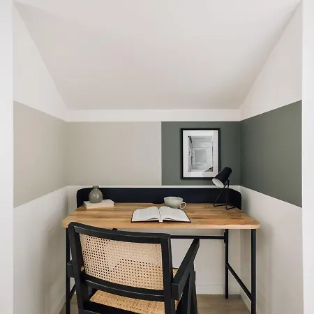 Marley - 1 Bedroom And Parking In Campolide Lisbona